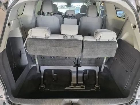 Used 2021 Toyota Sienna LE image 16