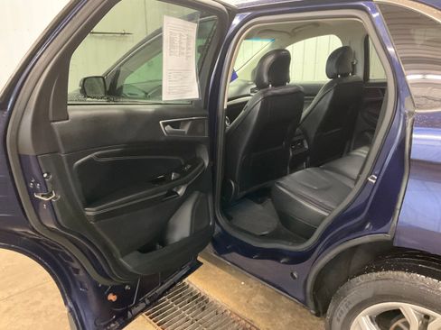 Used 2016 Ford Edge Titanium w/ Technology Package FWD image 17