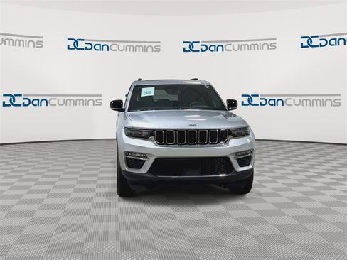 Used 2025 Jeep Grand Cherokee Limited 4xe image 3