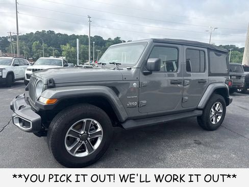 Used 2021 Jeep Wrangler Unlimited Sahara AWD/4WD image 12