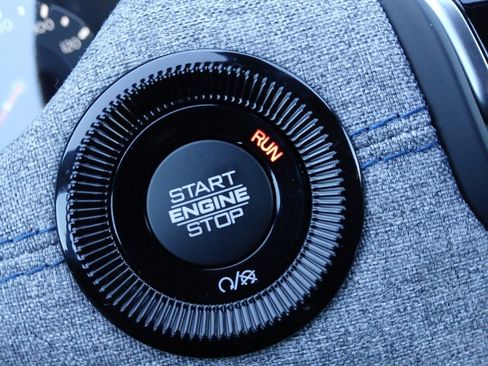 New 2026 Jeep Compass Latitude image 40