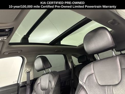 Certified 2023 Kia Sorento SX FWD image 17