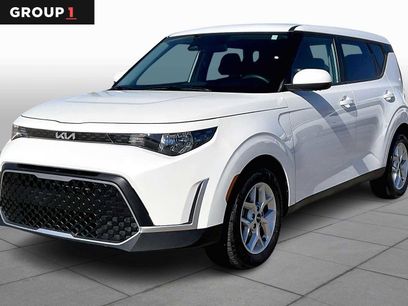 Used 2024 Kia Soul LX w/ Option Group 015