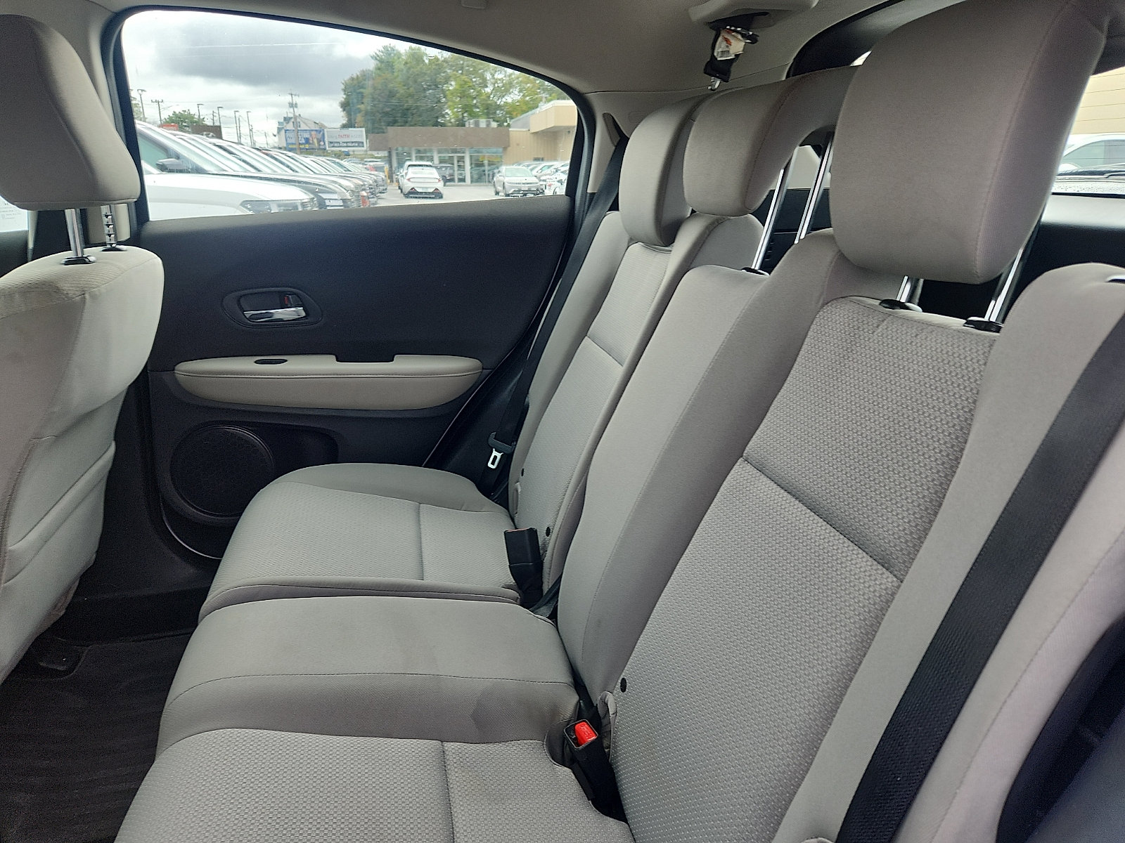 Used 2021 Honda HR-V LX image 24