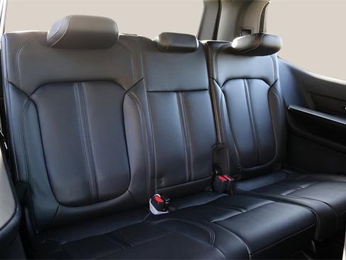 Used 2022 Jeep Wagoneer Series III image 19