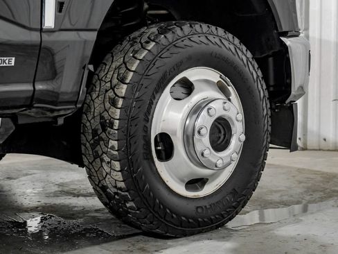 Used 2023 Ford F350 Lariat w/ FX4 Off-Road Package AWD/4WD image 61