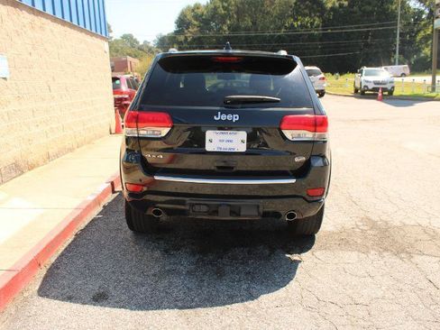 Used 2015 Jeep Grand Cherokee Overland w/ Advanced Technology Group AWD/4WD image 5