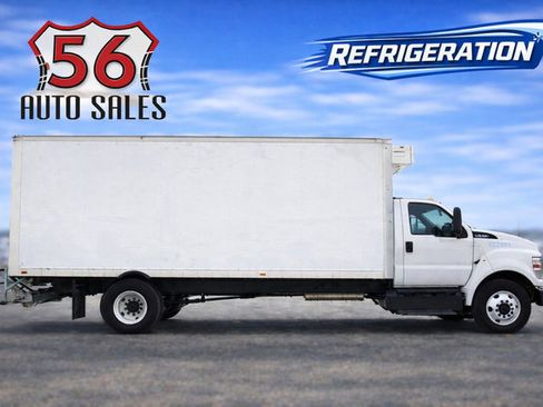 Used 2022 Ford F650 2WD Regular Cab Super Duty image 1