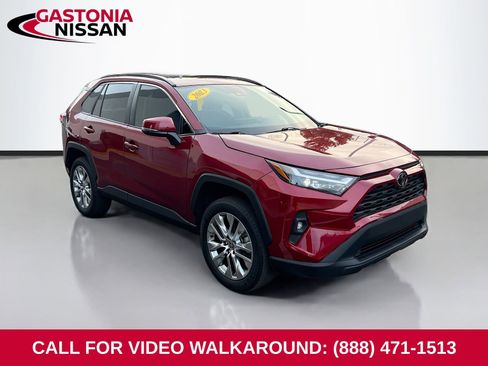 Used 2023 Toyota RAV4 XLE Premium image 1