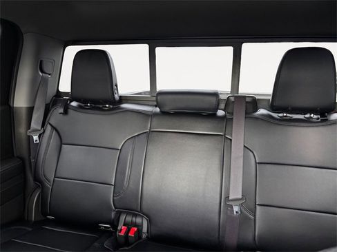 Used 2024 Chevrolet Silverado 1500 RST image 13