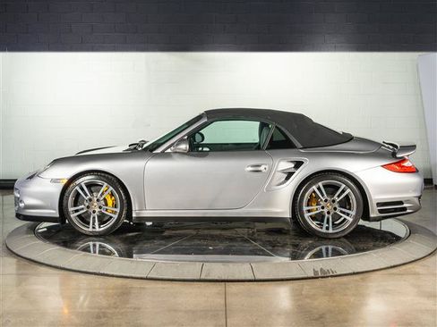 Used 2011 Porsche 911 Turbo AWD/4WD image 2