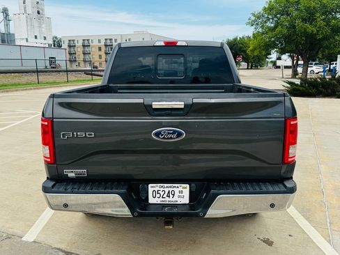 Used 2017 Ford F150 XLT w/ Equipment Group 302A Luxury AWD/4WD image 11