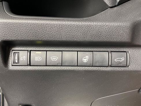 Used 2023 Toyota RAV4 XLE w/ Convenience Package AWD/4WD image 25