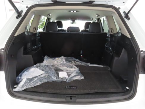 New 2026 Volkswagen Atlas SE image 23