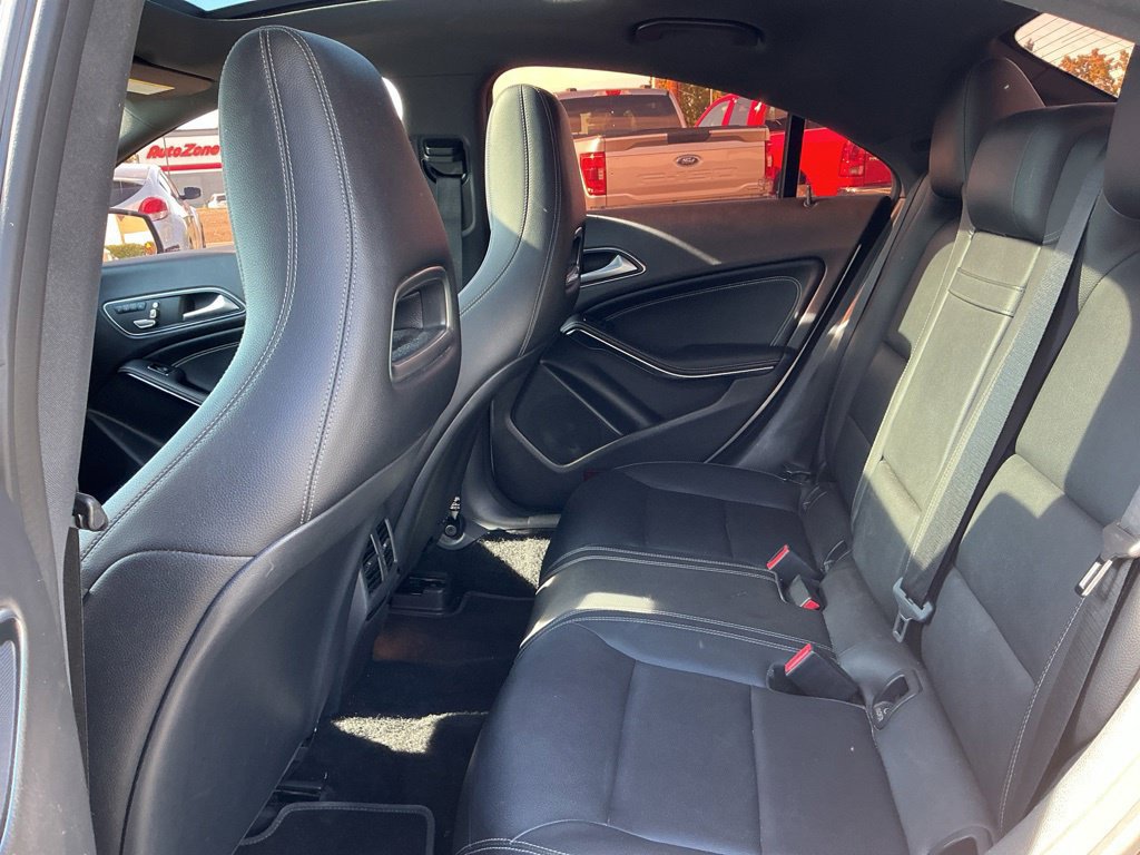 Used 2018 Mercedes-Benz CLA 250 image 17