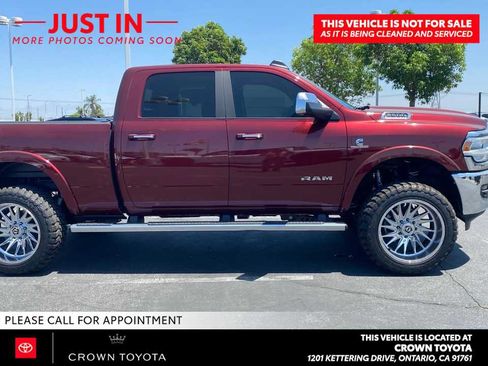 Used 2022 RAM 2500 Laramie AWD/4WD image 3