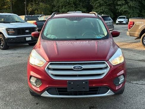 Used 2018 Ford Escape SE FWD image 6