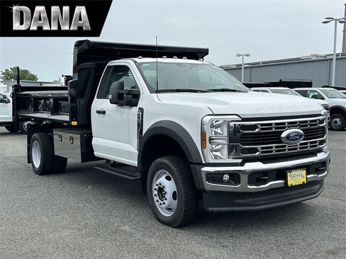 New 2024 Ford F550 4x4 Regular Cab Super Duty image 1