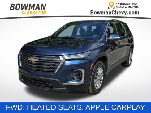 Used 2023 Chevrolet Traverse LT FWD image 1