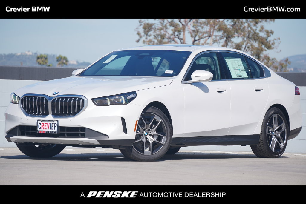 Used 2026 BMW 530i w/ Convenience Package RWD image 1