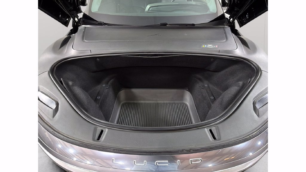 Used 2025 Lucid Air Pure RWD image 37