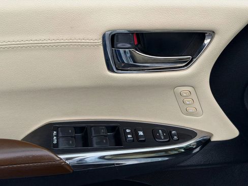 Used 2014 Toyota Avalon XLE Touring image 28