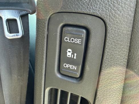 Used 2023 Honda Odyssey Sport image 12