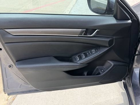Used 2020 Honda Accord LX image 10