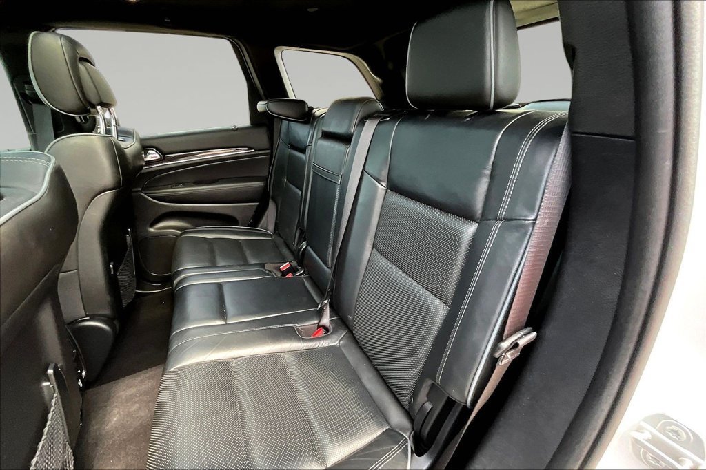 Used 2021 Jeep Grand Cherokee Overland AWD/4WD image 24