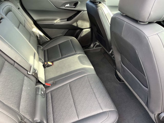 Used 2025 Chevrolet Equinox LT w/ Convenience Package II AWD/4WD image 20