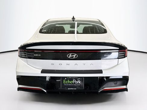 Used 2025 Hyundai Sonata SEL FWD image 7