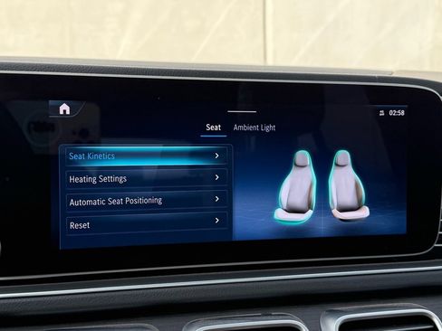 Used 2024 Mercedes-Benz GLE 350 4MATIC image 12