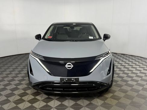 Used 2023 Nissan Ariya FWD image 3