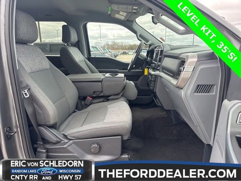 Used 2022 Ford F150 XLT image 16