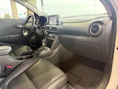 Used 2021 Hyundai Kona Limited image 2