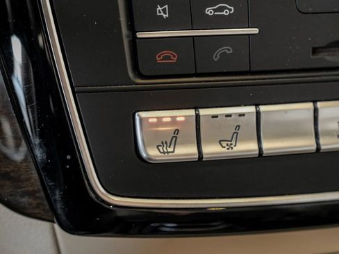 Used 2017 Mercedes-Benz GLE 43 AMG 4MATIC w/ Premium 2 Package image 33