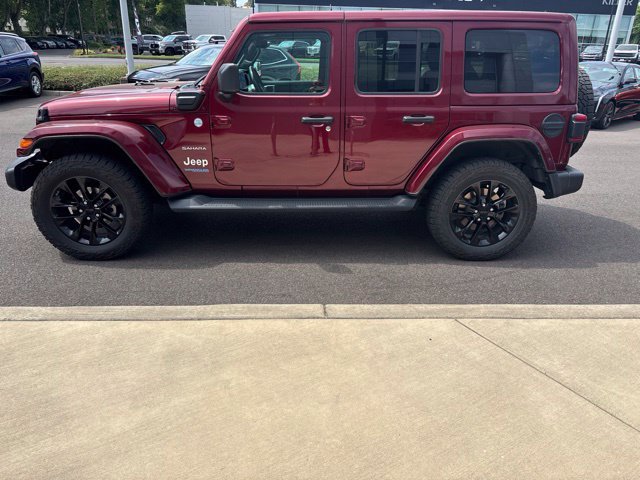 Used 2021 Jeep Wrangler Unlimited Sahara w/ Cold Weather Group AWD/4WD image 5