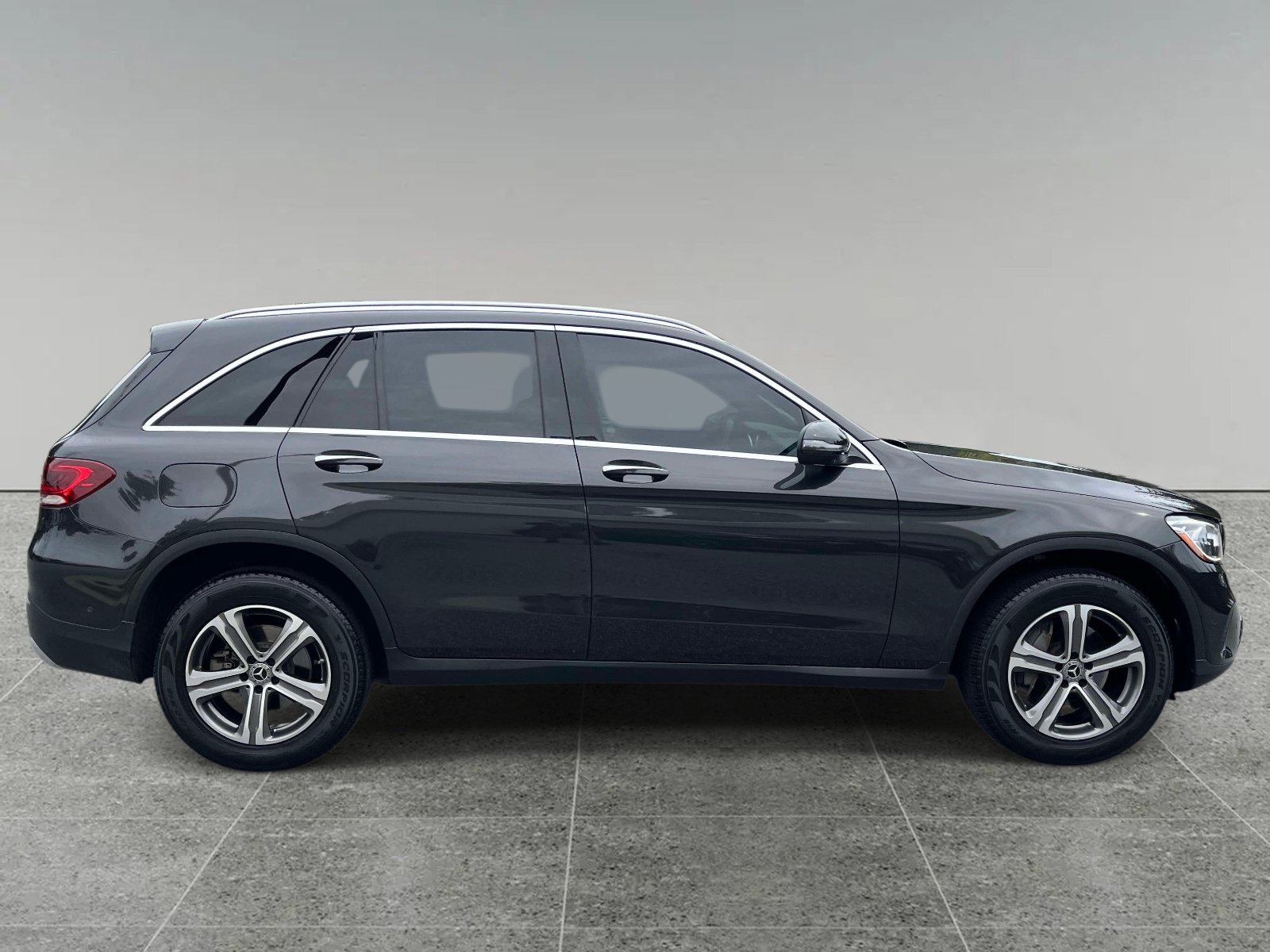 Used 2021 Mercedes-Benz GLC 300 image 6
