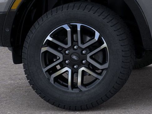 New 2025 Ford Ranger Lariat w/ FX4 Off-Road Package image 19