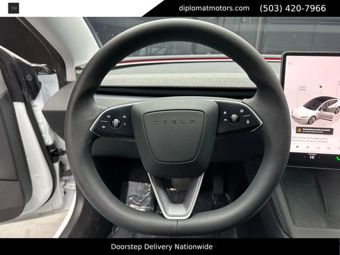 Used 2024 Tesla Model 3 Standard Range image 19