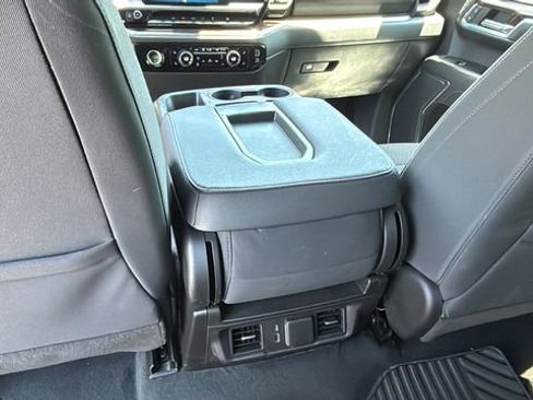 Used 2023 Chevrolet Silverado 1500 LT AWD/4WD image 20