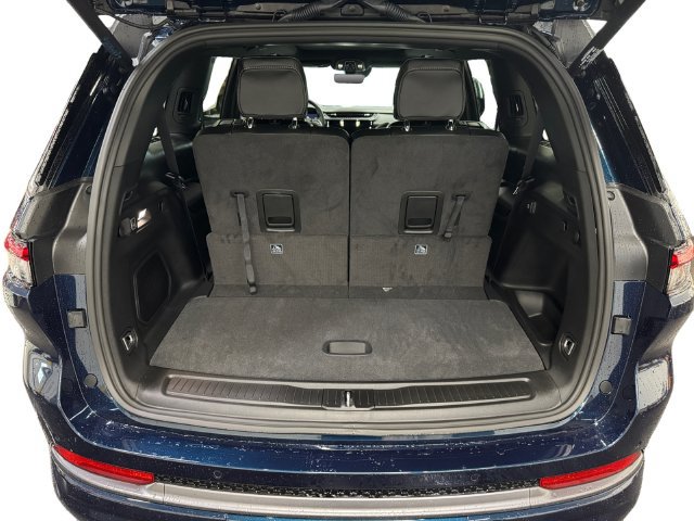 New 2027 Jeep Grand Cherokee L Limited AWD/4WD image 16