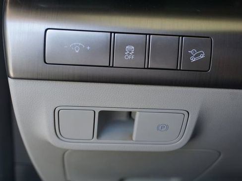 Used 2024 Hyundai Kona SEL w/ Convenience Package FWD image 24