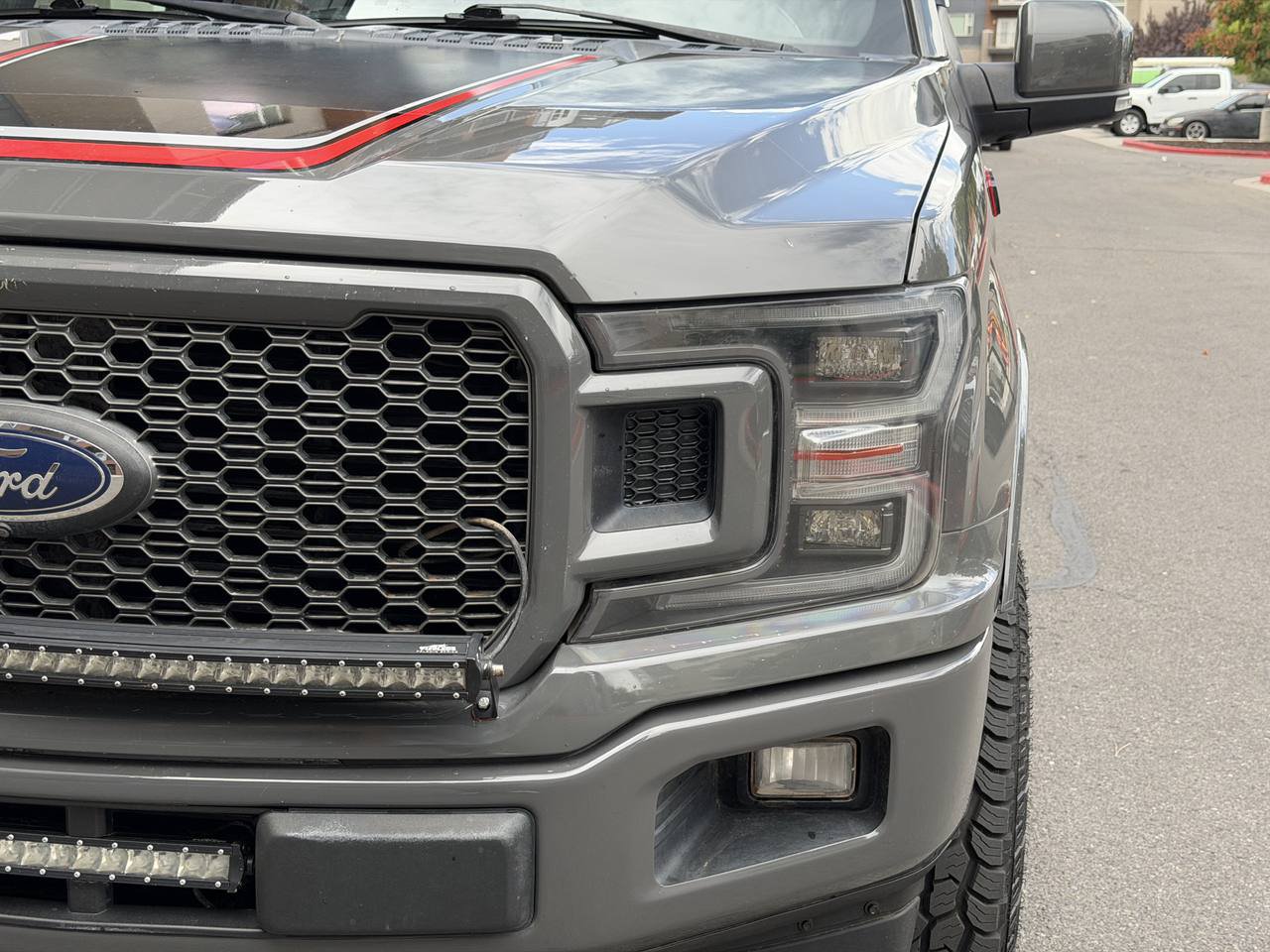 Used 2018 Ford F150 Lariat w/ Equipment Group 502A Luxury AWD/4WD image 11