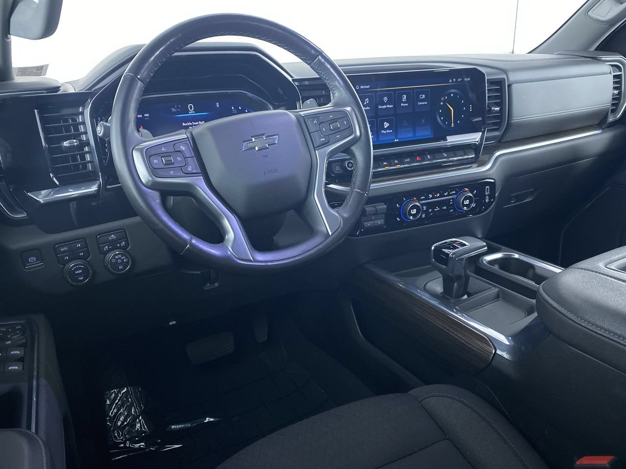 Certified 2022 Chevrolet Silverado 1500 RST AWD/4WD image 2