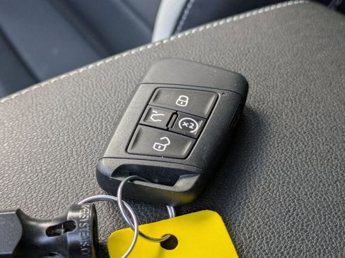 New 2026 Volkswagen Taos SEL AWD/4WD image 43