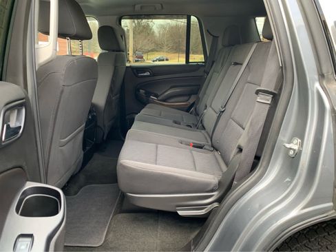 Used 2018 Chevrolet Tahoe LS w/ All-Season Package image 21