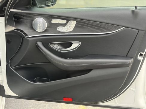 Used 2017 Mercedes-Benz E 300 4MATIC image 13