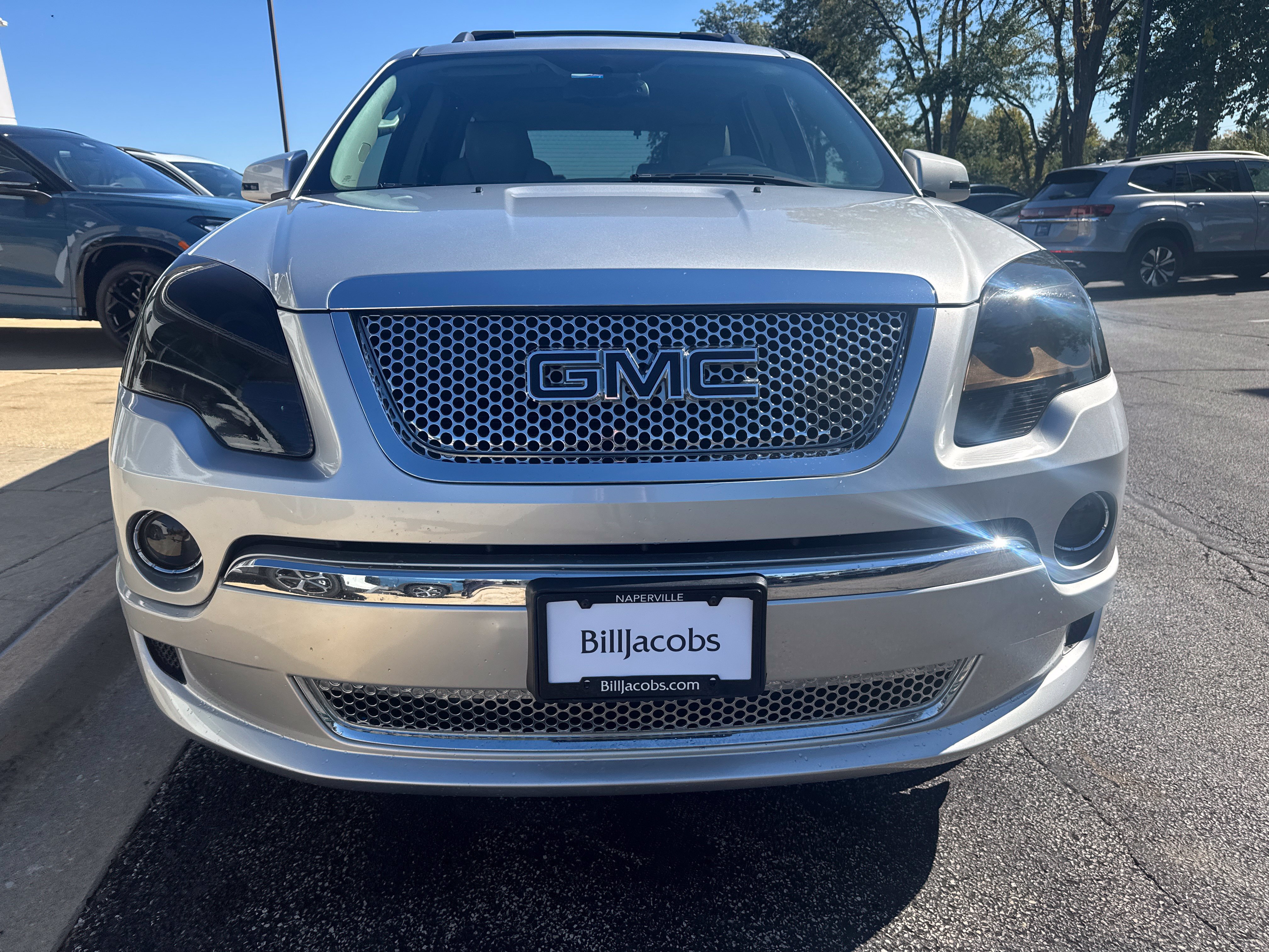 Used 2012 GMC Acadia Denali FWD image 9