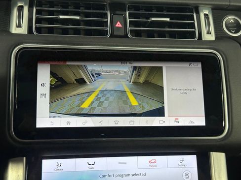 Used 2021 Land Rover Range Rover Westminster Edition image 24